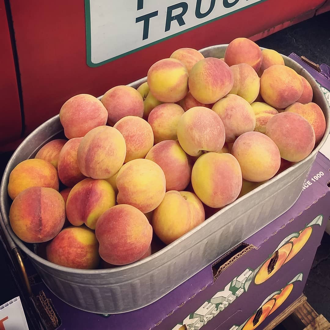 25# Box Sweet Georgia Peaches